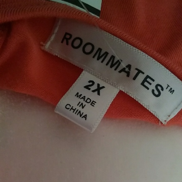 Roommates top - Picture 6 of 7